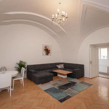 Appartamento Proko 2 Praga Esterno foto