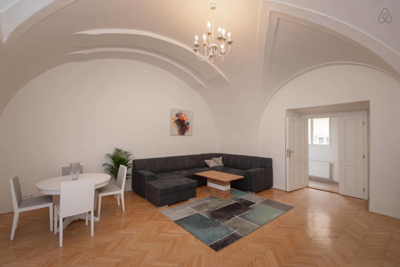 Appartamento Proko 2 Praga Esterno foto