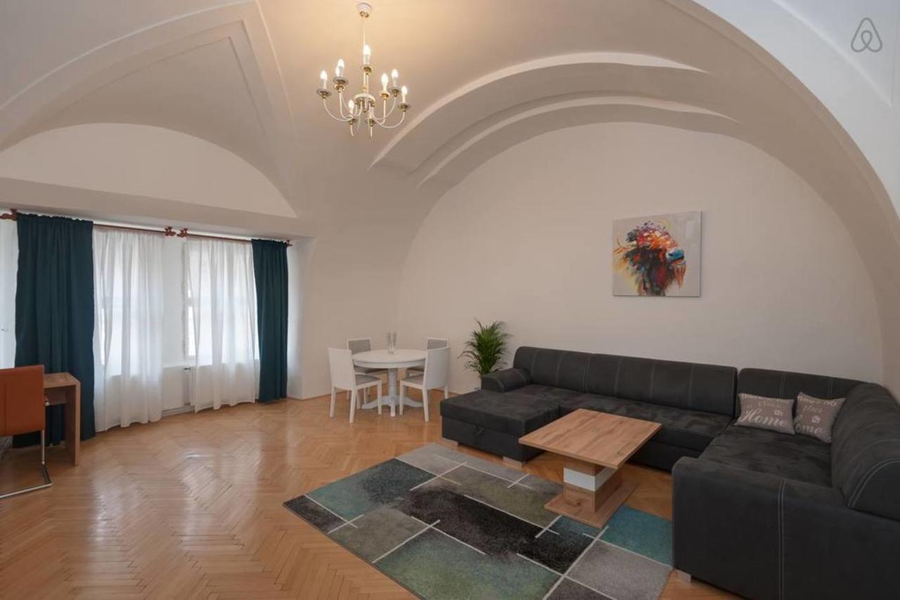 Appartamento Proko 2 Praga Esterno foto